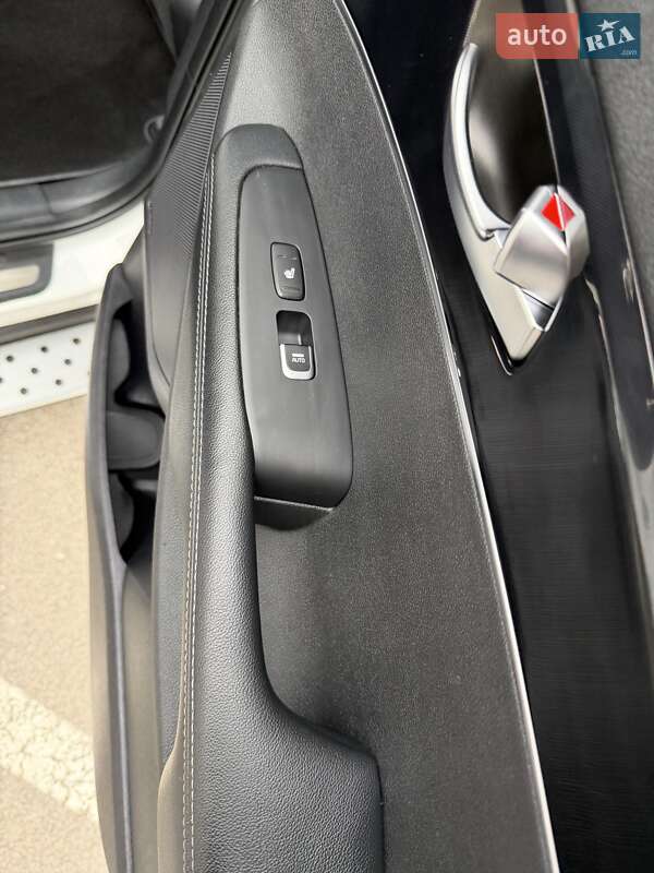 Внедорожник / Кроссовер Kia Sorento 2015 в Луцке фото 14 Внедорожник / Кроссовер Kia Sorento 2015 в Луцке