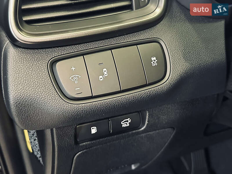 Внедорожник / Кроссовер Kia Sorento 2018 в Киеве фото 24 Внедорожник / Кроссовер Kia Sorento 2018 в Киеве