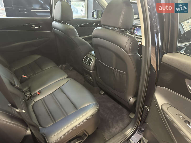Внедорожник / Кроссовер Kia Sorento 2018 в Киеве фото 48 Внедорожник / Кроссовер Kia Sorento 2018 в Киеве