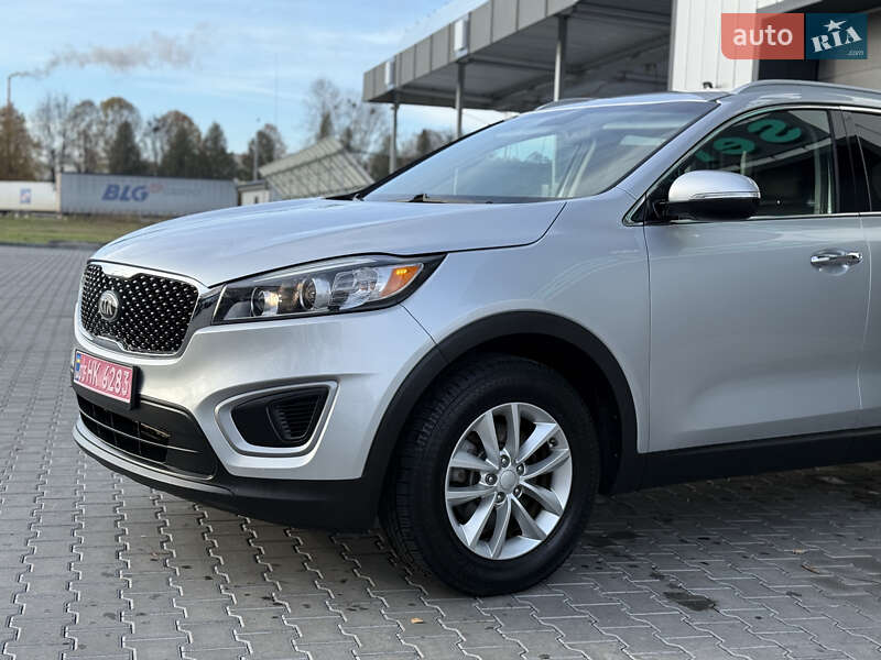 Внедорожник / Кроссовер Kia Sorento 2017 в Владимире фото 10 Внедорожник / Кроссовер Kia Sorento 2017 в Владимире