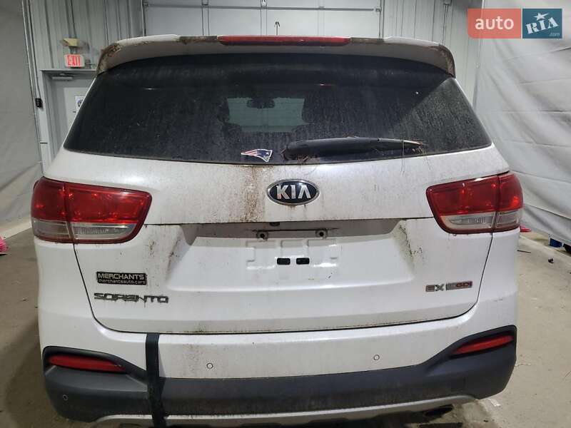Внедорожник / Кроссовер Kia Sorento 2015 в Черкассах фото 6 Внедорожник / Кроссовер Kia Sorento 2015 в Черкассах