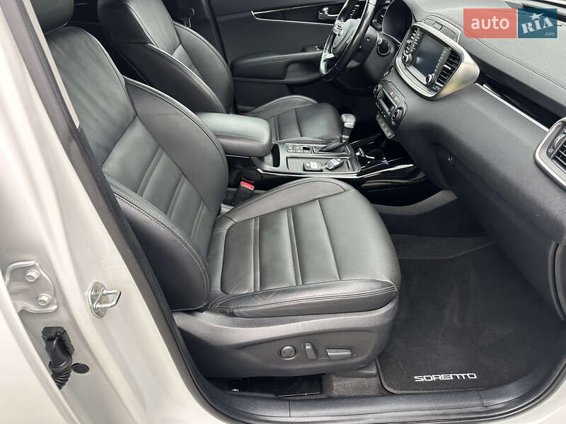 Внедорожник / Кроссовер Kia Sorento 2018 в Ивано-Франковске фото 82 Внедорожник / Кроссовер Kia Sorento 2018 в Ивано-Франковске