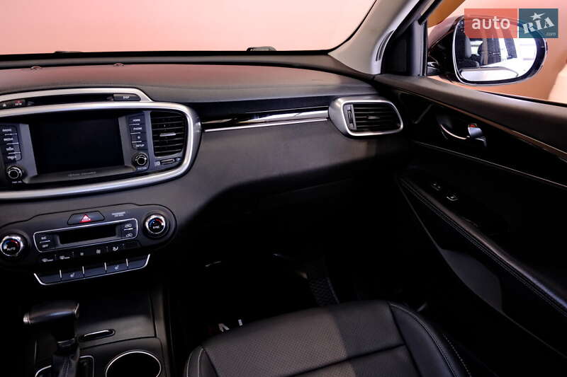 Внедорожник / Кроссовер Kia Sorento 2019 в Одессе фото 5 Внедорожник / Кроссовер Kia Sorento 2019 в Одессе
