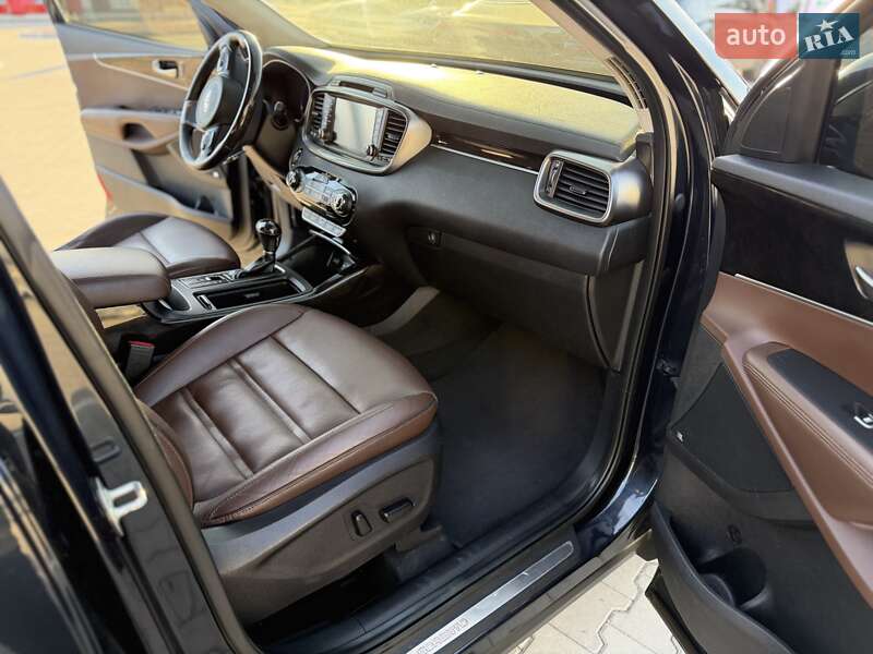 Внедорожник / Кроссовер Kia Sorento 2017 в Одессе