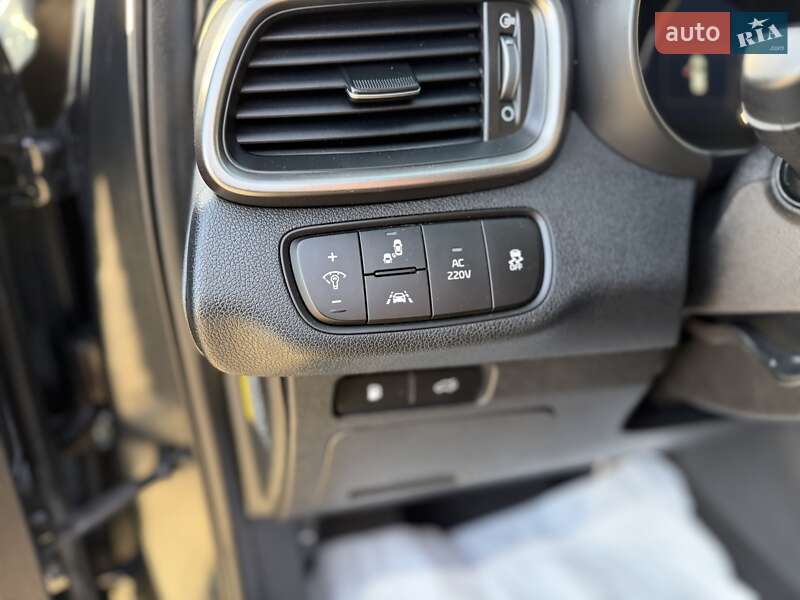 Внедорожник / Кроссовер Kia Sorento 2017 в Одессе