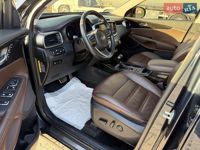 Внедорожник / Кроссовер Kia Sorento 2017 в Одессе