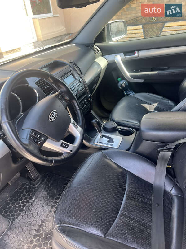 Внедорожник / Кроссовер Kia Sorento 2010 в Радехове