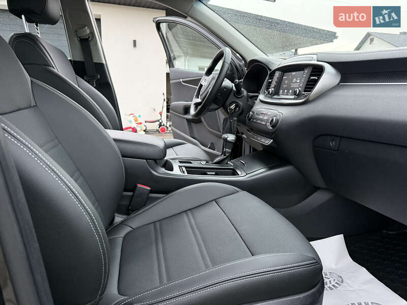 Позашляховик / Кросовер Kia Sorento 2019 в Рівному