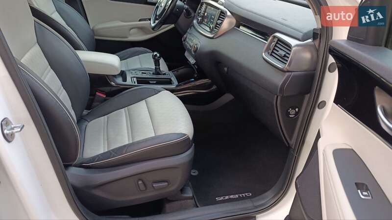 Внедорожник / Кроссовер Kia Sorento 2016 в Стрые фото 49 Внедорожник / Кроссовер Kia Sorento 2016 в Стрые