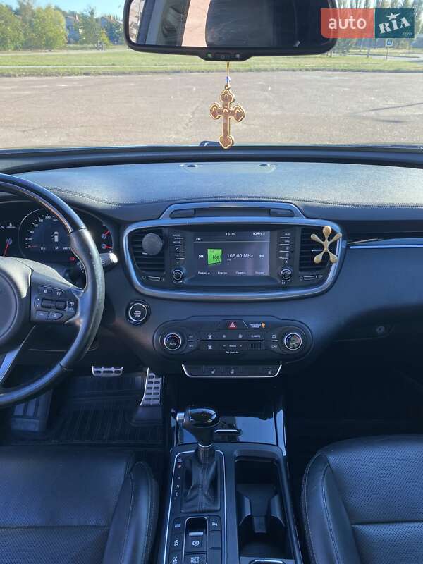 Внедорожник / Кроссовер Kia Sorento 2016 в Чернигове