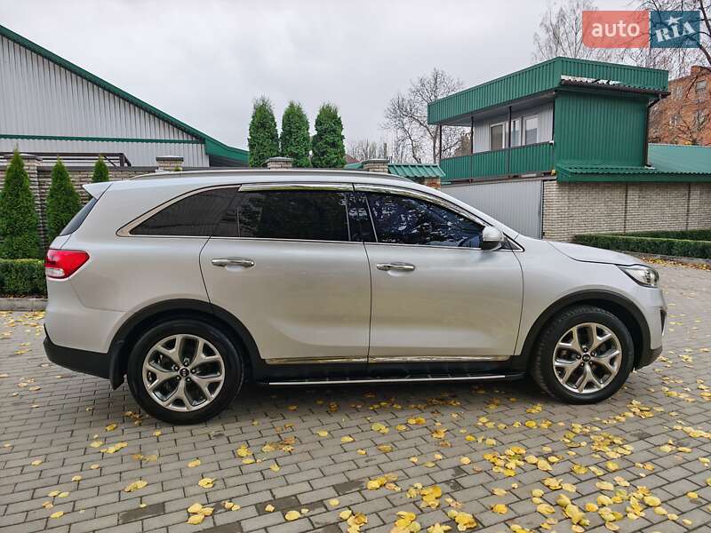 Внедорожник / Кроссовер Kia Sorento 2015 в Могилев-Подольске