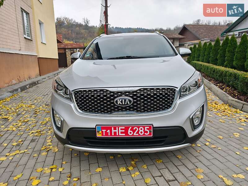 Внедорожник / Кроссовер Kia Sorento 2015 в Могилев-Подольске