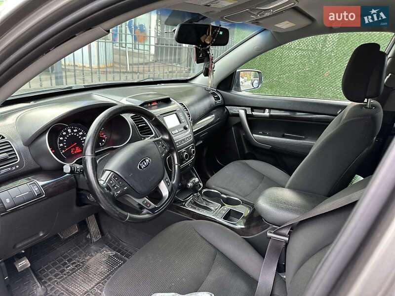 Внедорожник / Кроссовер Kia Sorento 2014 в Киеве