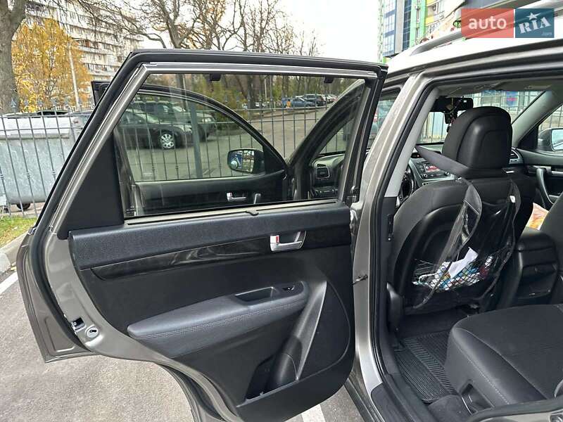 Внедорожник / Кроссовер Kia Sorento 2014 в Киеве