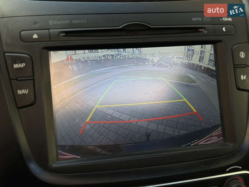 Внедорожник / Кроссовер Kia Sorento 2012 в Ивано-Франковске