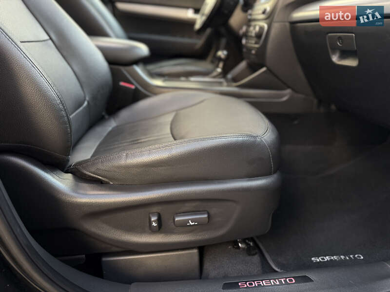 Внедорожник / Кроссовер Kia Sorento 2012 в Ивано-Франковске