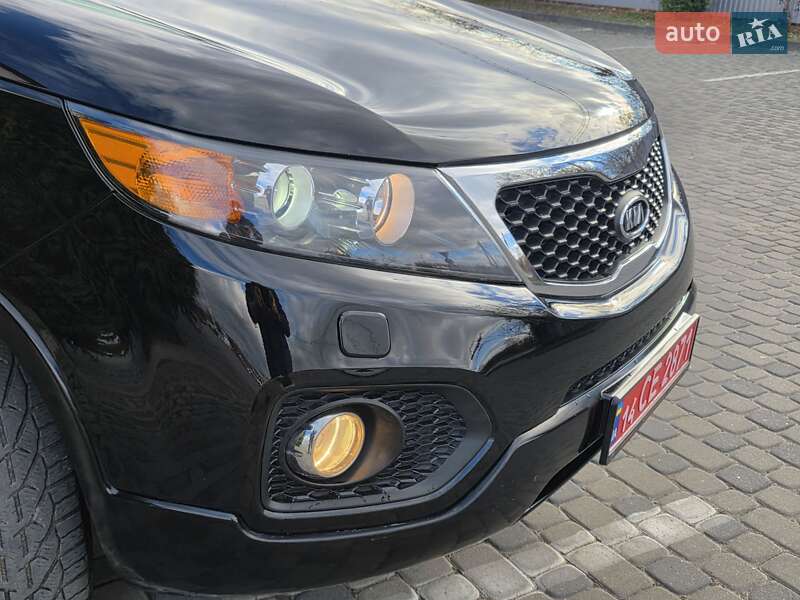 Внедорожник / Кроссовер Kia Sorento 2013 в Ивано-Франковске