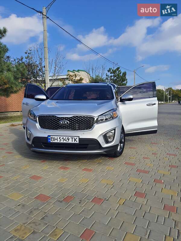 Позашляховик / Кросовер Kia Sorento 2015 в Ізмаїлі