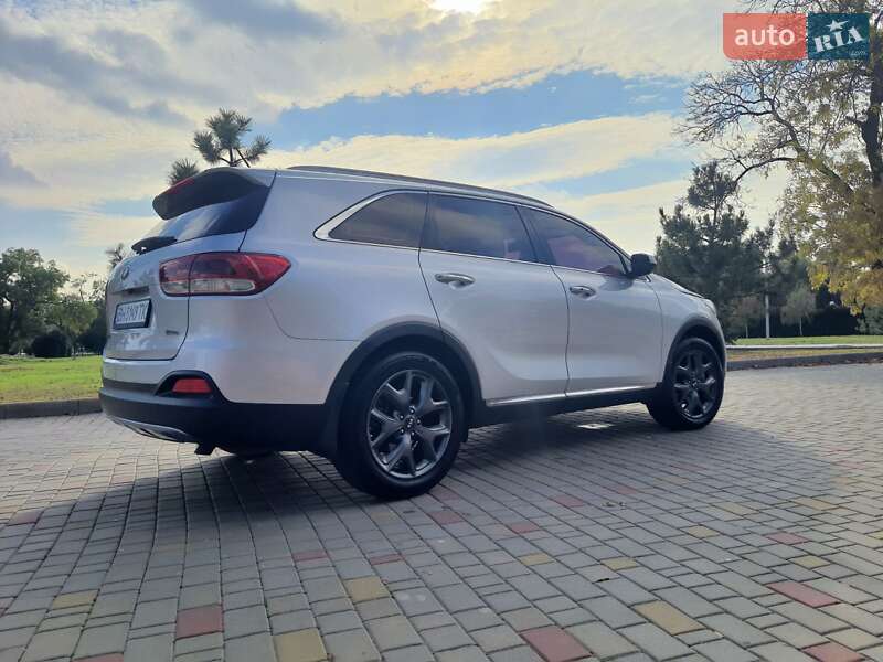 Позашляховик / Кросовер Kia Sorento 2015 в Ізмаїлі