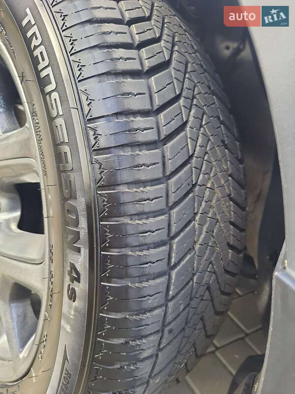 Позашляховик / Кросовер Kia Sorento 2015 в Ізмаїлі