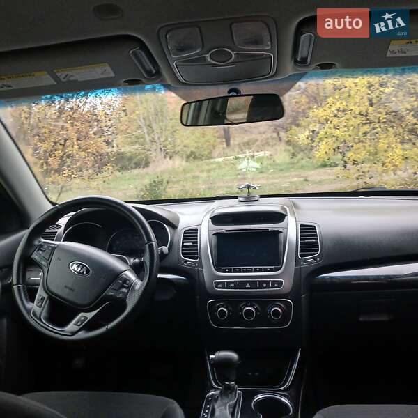 Внедорожник / Кроссовер Kia Sorento 2014 в Славянске