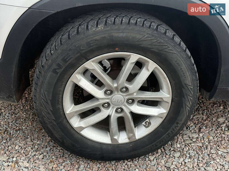 Внедорожник / Кроссовер Kia Sorento 2013 в Стрые фото 20 Внедорожник / Кроссовер Kia Sorento 2013 в Стрые