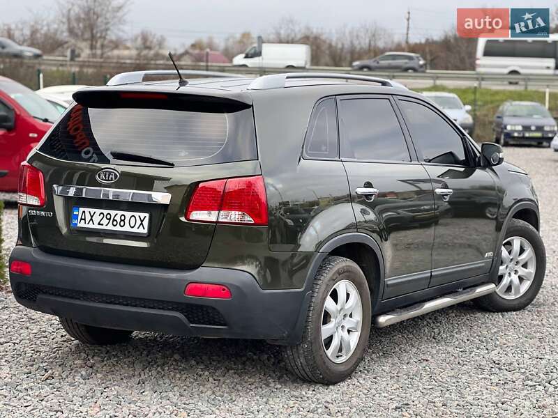 Внедорожник / Кроссовер Kia Sorento 2010 в Харькове фото 4 Внедорожник / Кроссовер Kia Sorento 2010 в Харькове