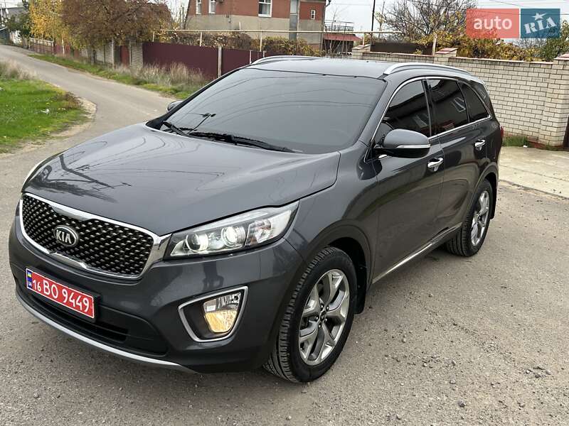 Внедорожник / Кроссовер Kia Sorento 2015 в Одессе