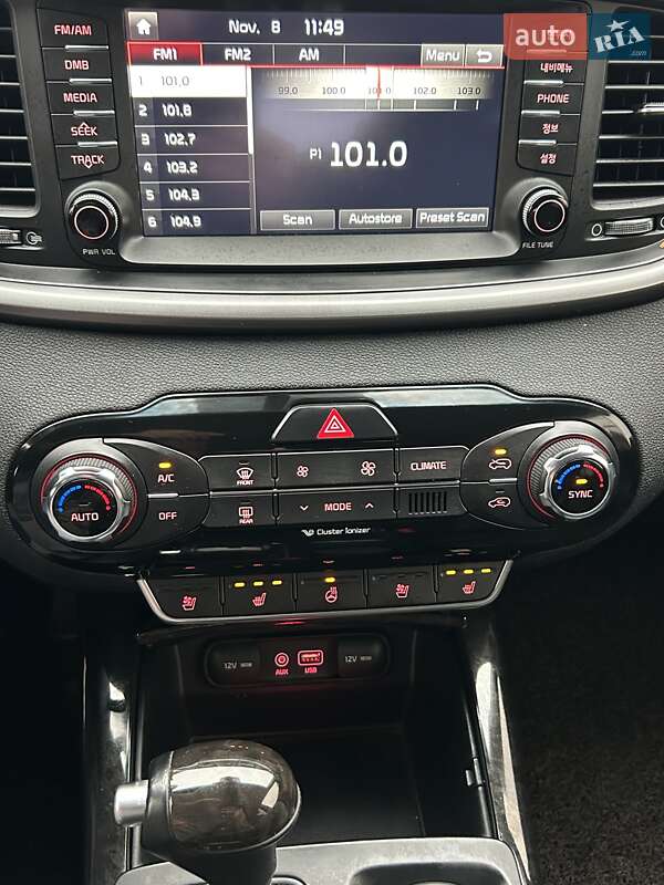 Внедорожник / Кроссовер Kia Sorento 2015 в Одессе