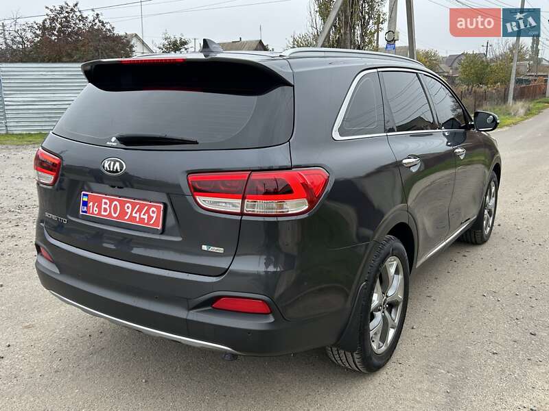 Внедорожник / Кроссовер Kia Sorento 2015 в Одессе