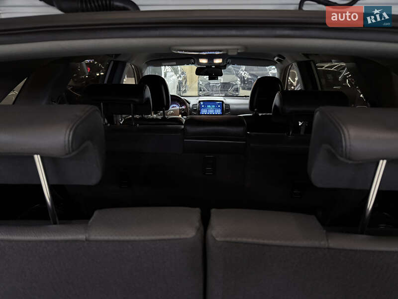 Позашляховик / Кросовер Kia Sorento 2011 в Миколаєві