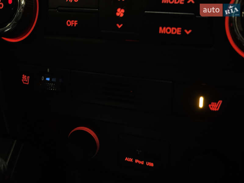 Позашляховик / Кросовер Kia Sorento 2011 в Миколаєві