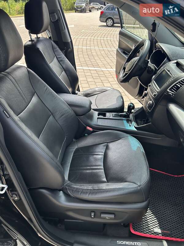 Позашляховик / Кросовер Kia Sorento 2014 в Луцьку