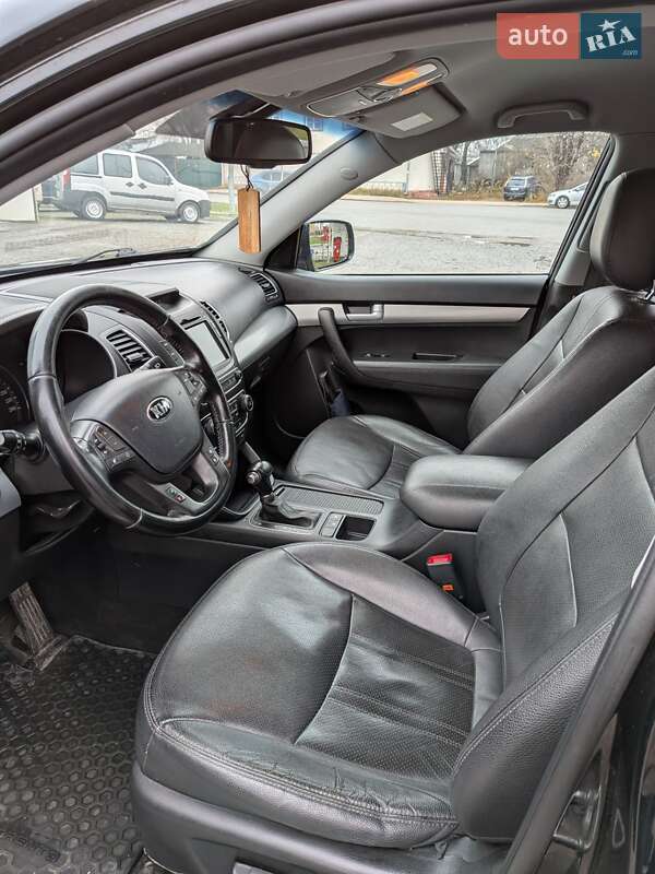 Внедорожник / Кроссовер Kia Sorento 2014 в Чорткове