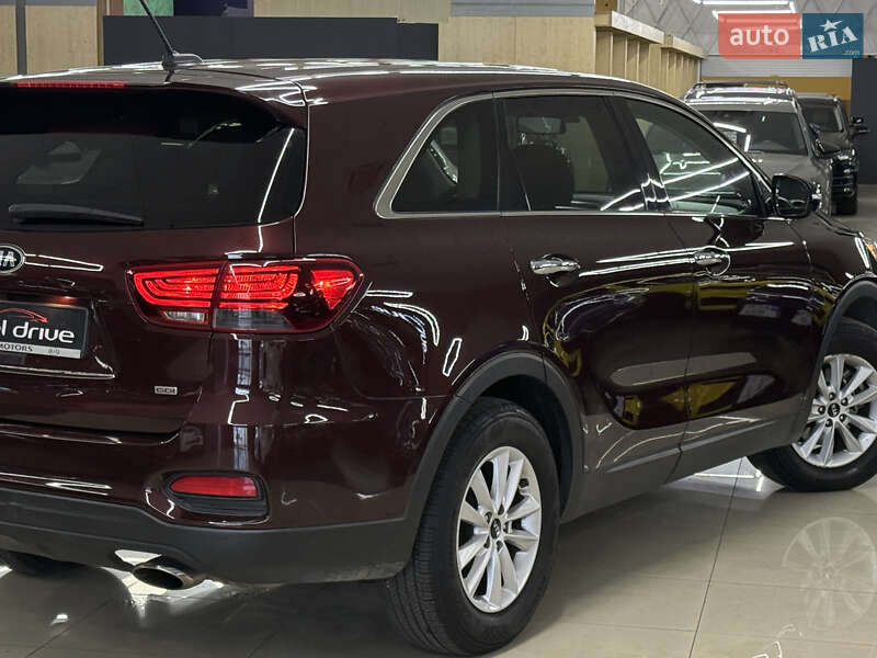Внедорожник / Кроссовер Kia Sorento 2018 в Николаеве