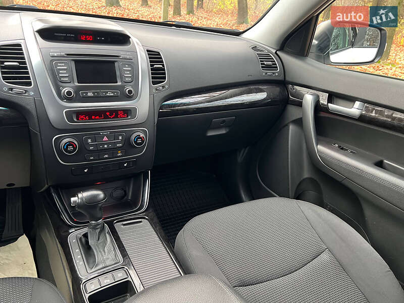Внедорожник / Кроссовер Kia Sorento 2014 в Калуше фото 36 Внедорожник / Кроссовер Kia Sorento 2014 в Калуше