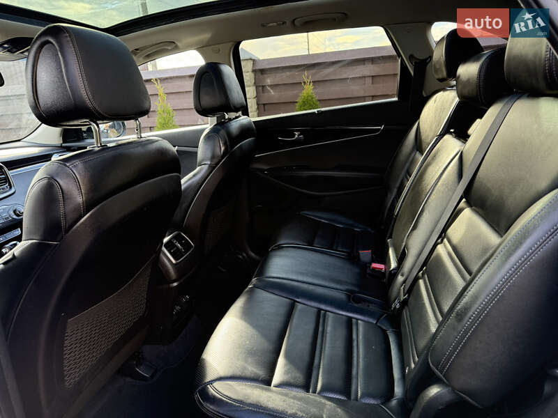 Внедорожник / Кроссовер Kia Sorento 2015 в Стрые