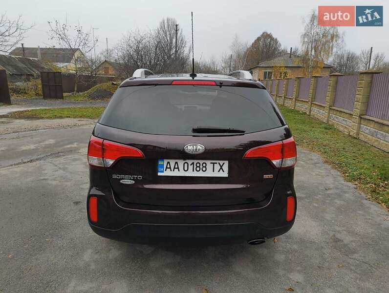 Внедорожник / Кроссовер Kia Sorento 2013 в Киеве
