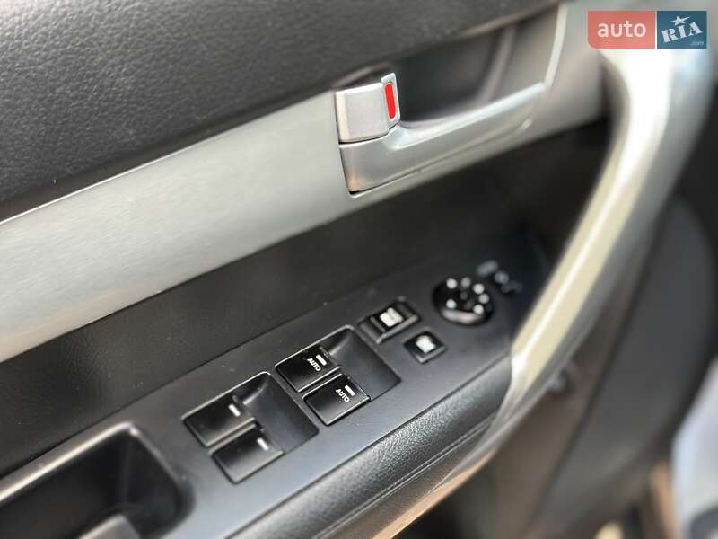 Внедорожник / Кроссовер Kia Sorento 2010 в Полтаве фото 13 Внедорожник / Кроссовер Kia Sorento 2010 в Полтаве