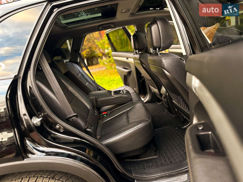Позашляховик / Кросовер Kia Sorento 2011 в Хмельницькому