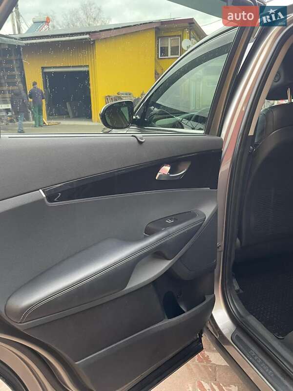 Позашляховик / Кросовер Kia Sorento 2017 в Бориславі