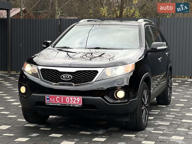 Позашляховик / Кросовер Kia Sorento 2012 в Ужгороді