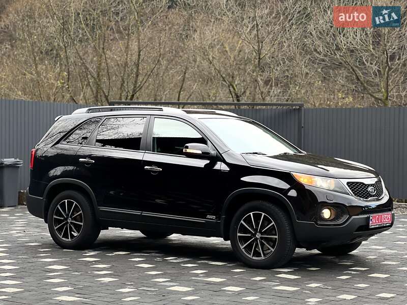 Позашляховик / Кросовер Kia Sorento 2012 в Ужгороді