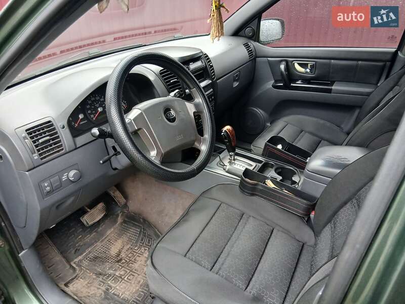 Позашляховик / Кросовер Kia Sorento 2002 в Добропіллі