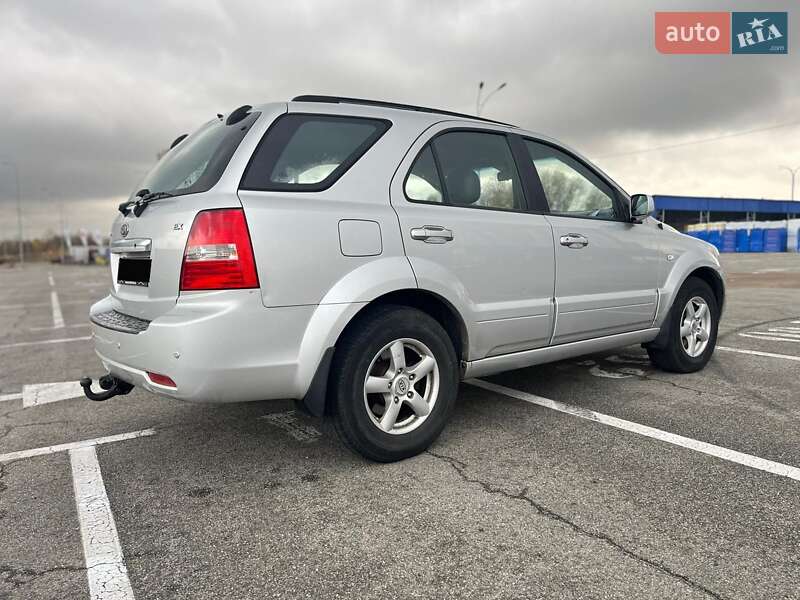 Позашляховик / Кросовер Kia Sorento 2007 в Києві