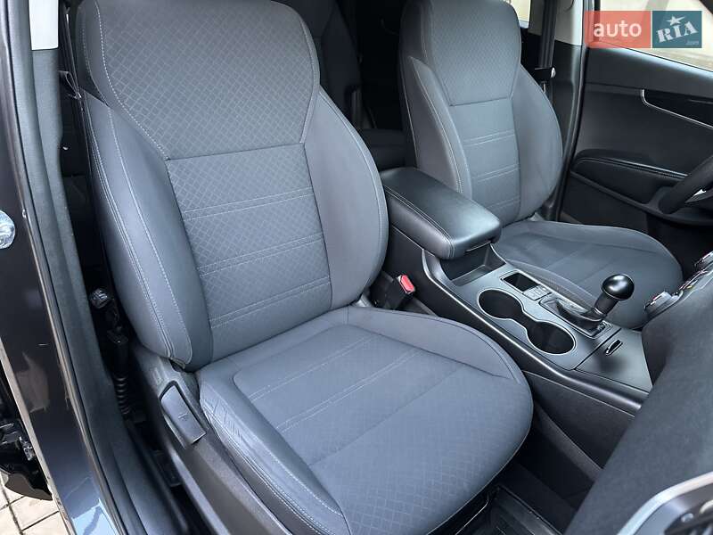 Позашляховик / Кросовер Kia Sorento 2017 в Одесі фото 26 Позашляховик / Кросовер Kia Sorento 2017 в Одесі