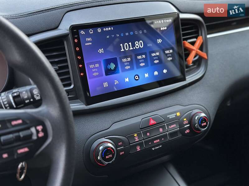 Позашляховик / Кросовер Kia Sorento 2017 в Одесі фото 33 Позашляховик / Кросовер Kia Sorento 2017 в Одесі