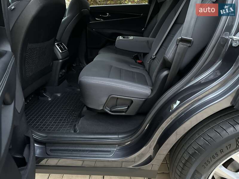 Позашляховик / Кросовер Kia Sorento 2017 в Одесі фото 55 Позашляховик / Кросовер Kia Sorento 2017 в Одесі
