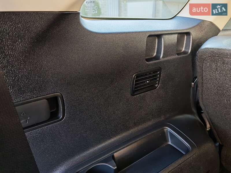 Позашляховик / Кросовер Kia Sorento 2016 в Могилів-Подільському фото 35 Позашляховик / Кросовер Kia Sorento 2016 в Могилів-Подільському