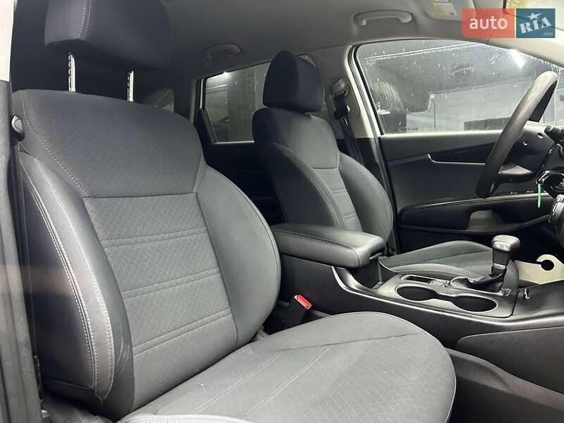 Позашляховик / Кросовер Kia Sorento 2019 в Чернівцях